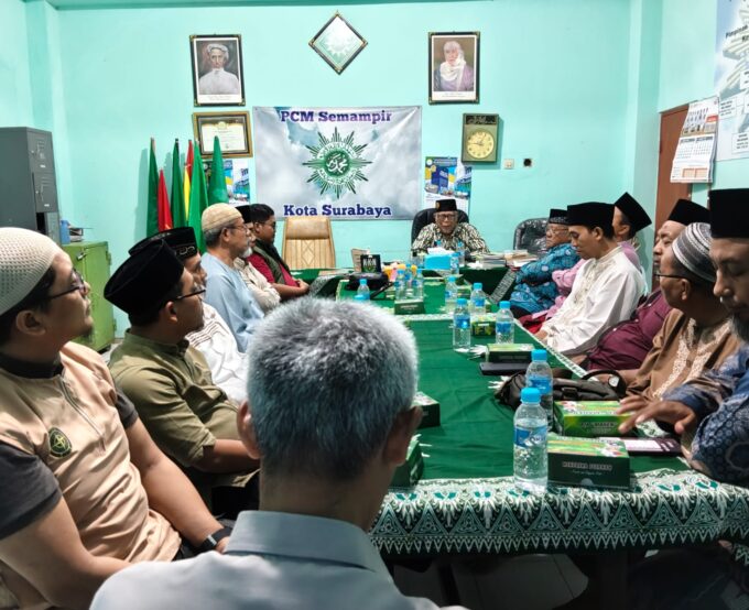 SMP Muhammadiyah 16 Surabaya Ikuti Rapat Koordinasi PCM Semampir