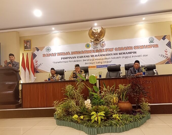 Perkuat Sinergi, Guru dan Karyawan Spemnas Ikuti Raker Dikdasmen dan PNF Cabang Semampir
